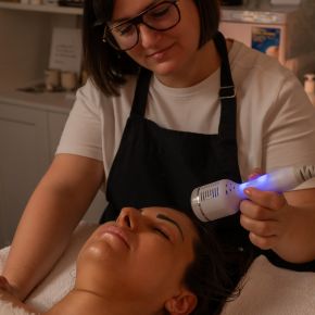 Aquafacial - L'Atelier by anne-Sophie - Institut de beauté à Bondy